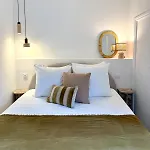 Les Jardins De Salvador - 2 Bedrooms & Terrace *