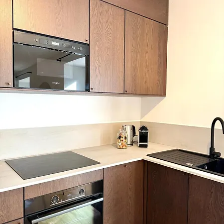 Les Jardins De Salvador - 2 Bedrooms & Terrace 公寓