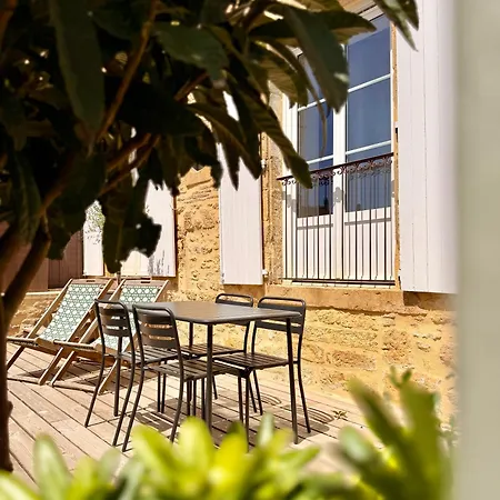 Les Jardins De Salvador - 2 Bedrooms & Terrace *