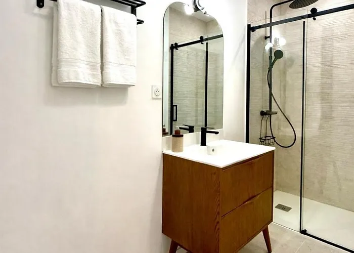 Les Jardins De Salvador - 2 Bedrooms & Terrace 公寓 *